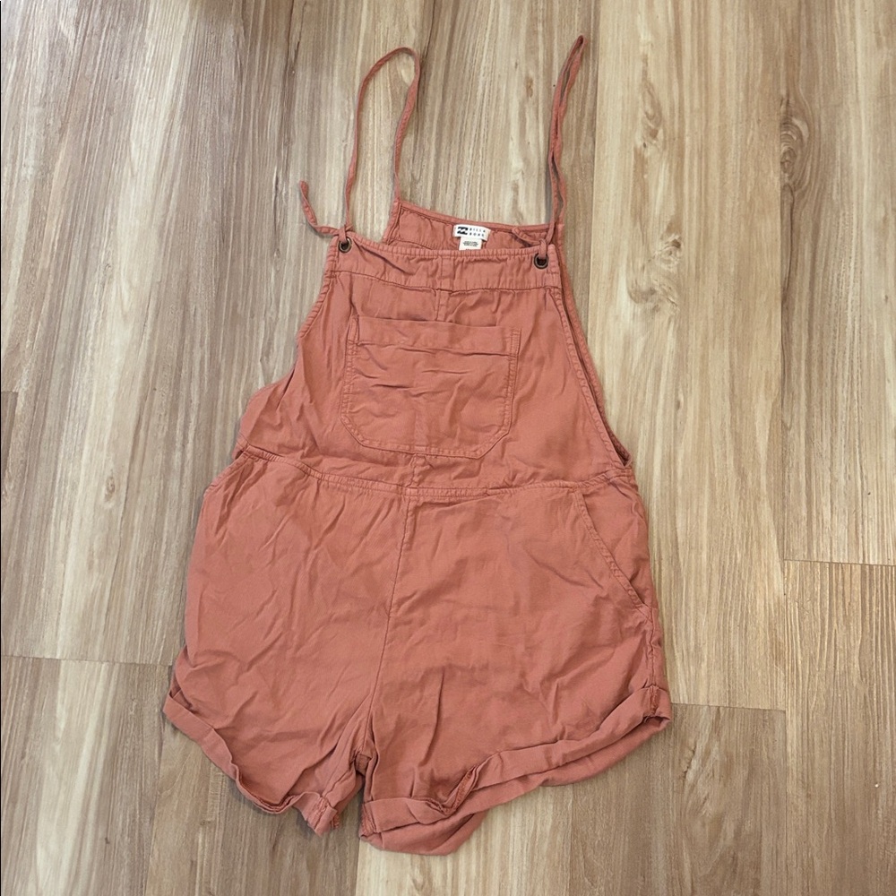 Billabong Terracotta Apparel